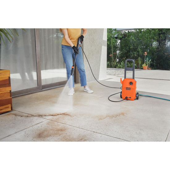 Black + Decker BEPW1600-IN 1300W 1600 PSI 110 Bar Pressure Washer for Car wash and Home use (Red & Black), 1 Year Warranty
