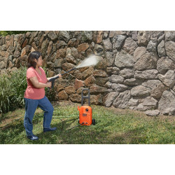 Black + Decker Bepw1750-In 1300W 1740 Psi 120 Bar Pressure Washer for Car Wash and Home Use (Red & Black)