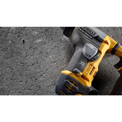 DEWALT DCH172N-XJ 18V XR Brushless Compact 16mm SDS Plus Hammer Drill - Bare Unit