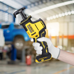 DEWALT DCS369N-XJ 20V Max Li-ion XR Brushless Cordless Sub Compact Reciprocating Saw-16mm Stroke Length (Bare Tool)